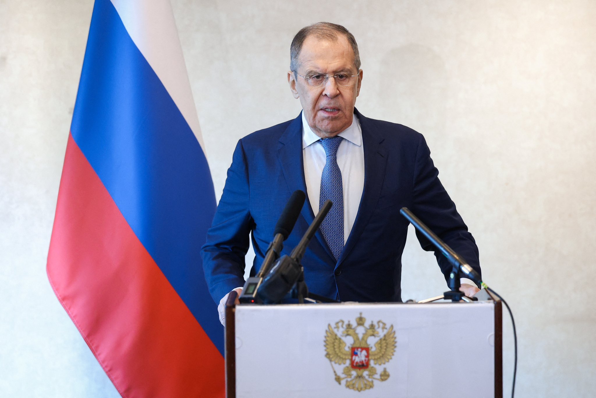 [Photo] JUST IN: 🇷🇺🇺🇸 Russian Foreign Minister Lavrov congratulates the United States on its 2 [...]