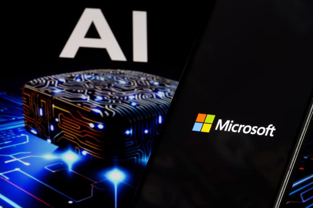 [Media] NEW - Microsoft fires 4,800 employees in AI-driven layoff.
