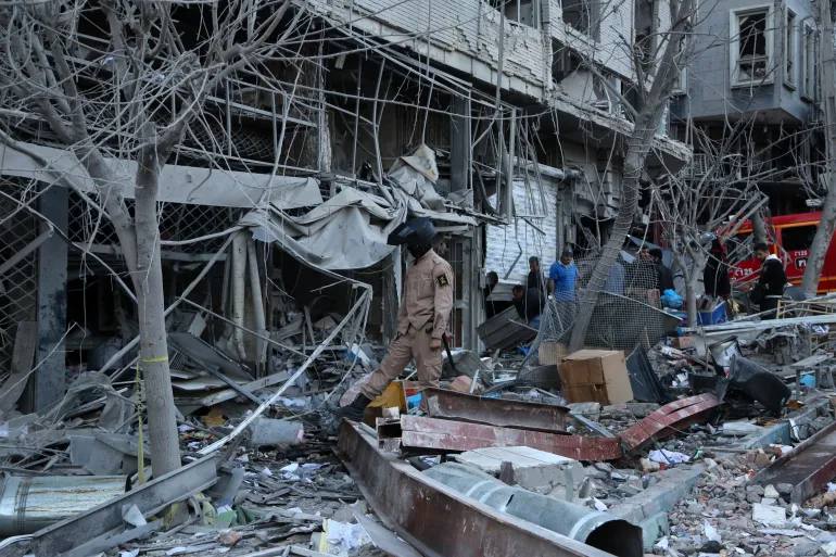 [Photo] 🇮🇷🇺🇸🇮🇱Tehran municipality says 97 percent of capital’s war-damaged buildings repairedA [...]